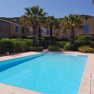 Les Olivades - Golfe De Saint Tropez - De La Tour Hébergement de vacances Le Plan-de-la-Tour