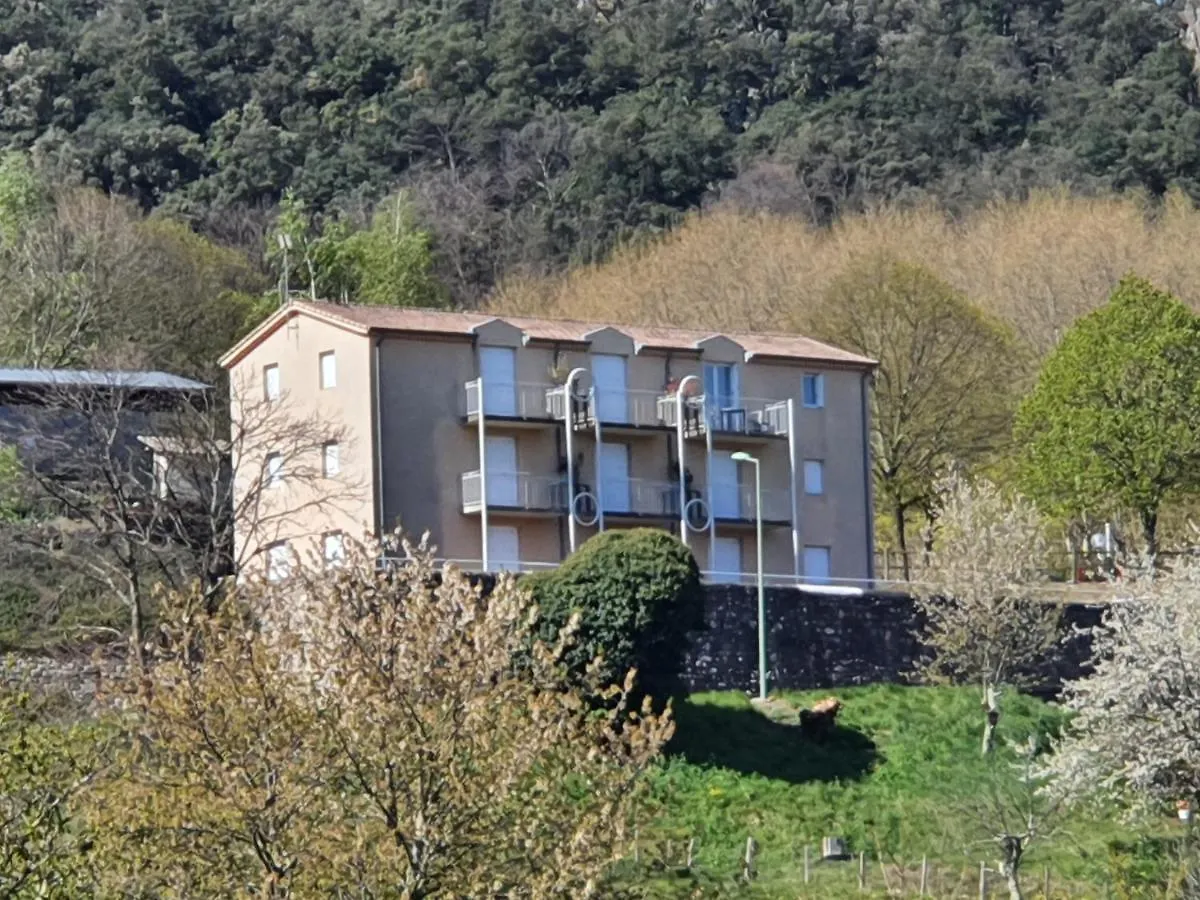 Gites Boulle Meyras 0*,  France