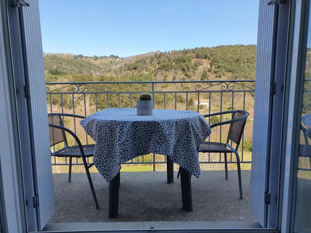 Gites Boulle Meyras Apartment